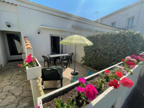 Studio Bord de mer avec terrasse